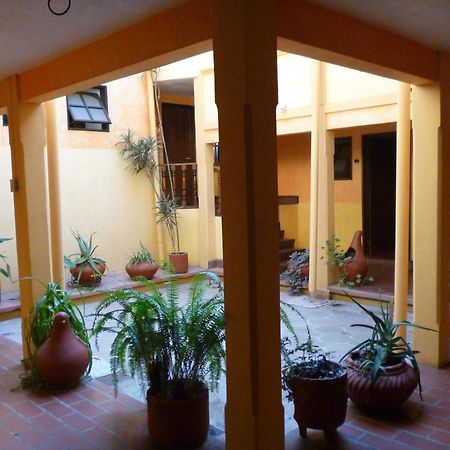 Hotel Plaza Santo Domingo San Cristóbal de Las Casas Buitenkant foto