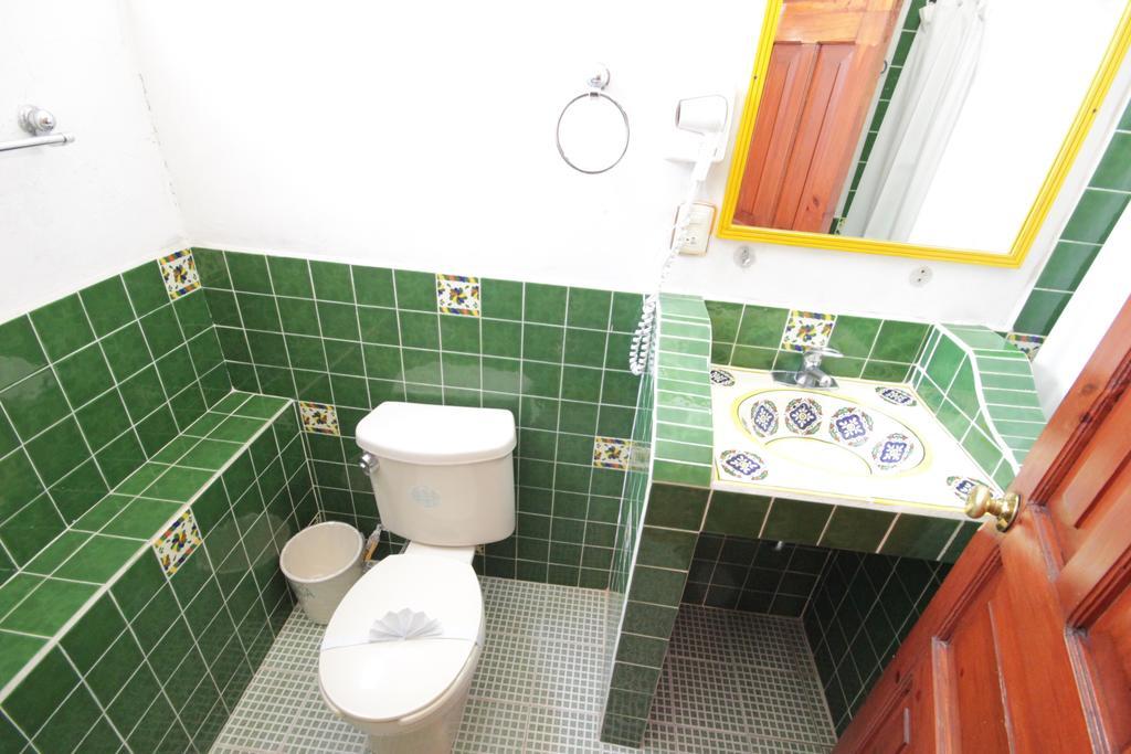 Hotel Plaza Santo Domingo San Cristóbal de Las Casas Kamer foto