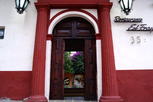 Hotel Plaza Santo Domingo San Cristóbal de Las Casas Buitenkant foto