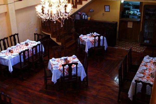 Hotel Plaza Santo Domingo San Cristóbal de Las Casas Buitenkant foto
