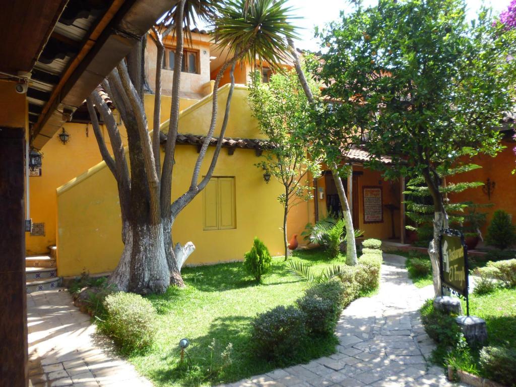 Hotel Plaza Santo Domingo San Cristóbal de Las Casas Buitenkant foto