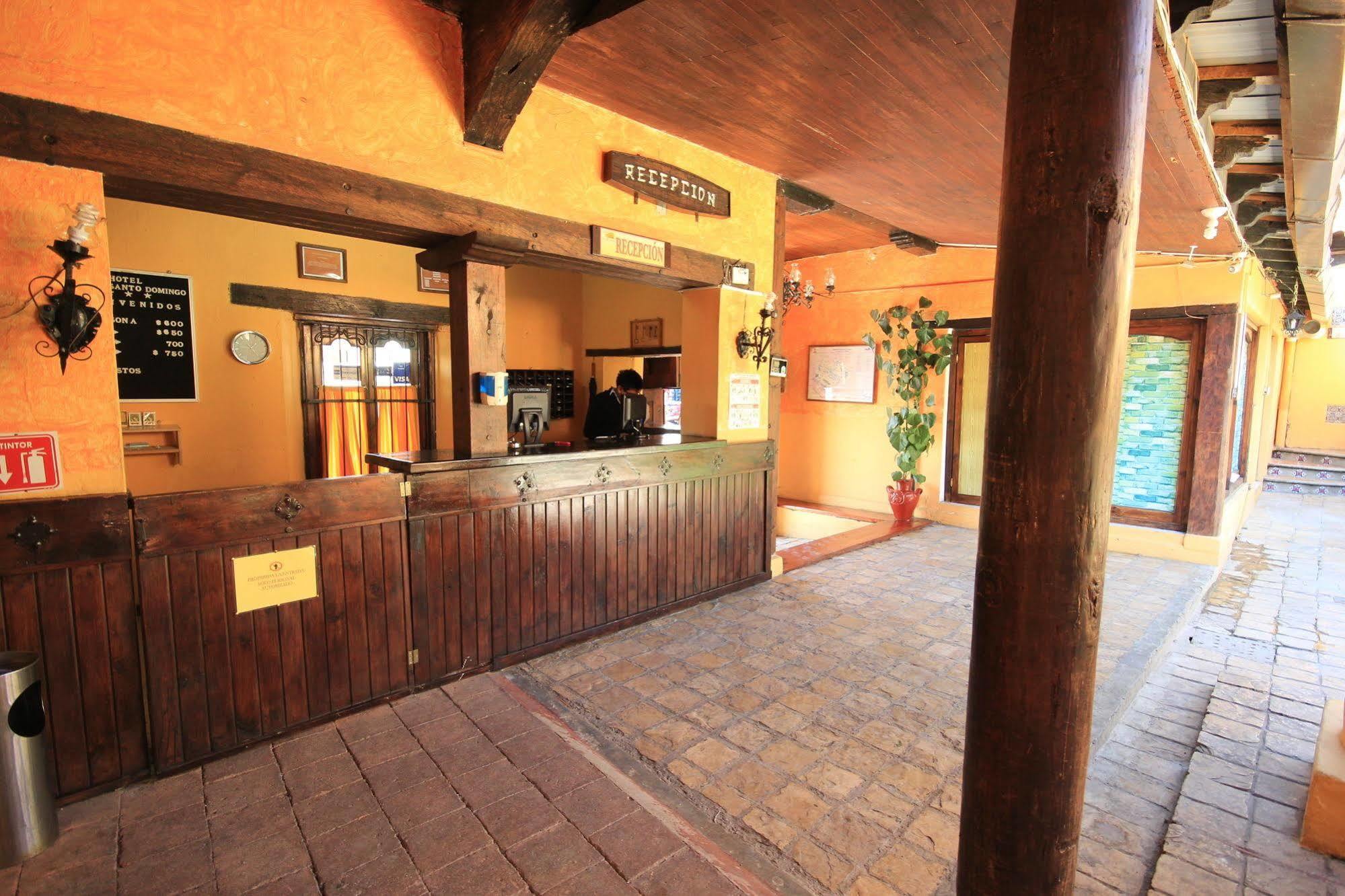 Hotel Plaza Santo Domingo San Cristóbal de Las Casas Buitenkant foto